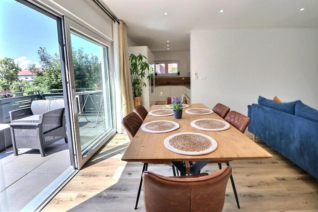 Appartement Alsace Neuf Garage, Parking Et Terrasse Colmar Buitenkant foto